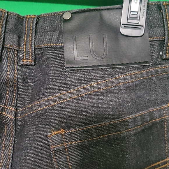 Men Jeans - Picture 3 of 4